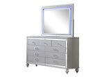 Queen 5 Piece LED Bedroom set made with wood in Silver Color