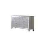 Queen 5 Piece LED Bedroom set made with wood in Silver Color