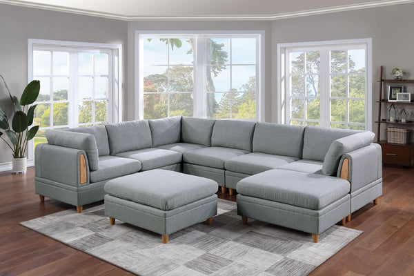 Light Grey Sectional with 2 Ottomans