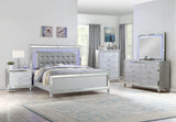 Queen 5 Piece LED Bedroom set made with wood in Silver Color