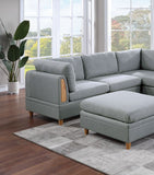Light Grey Sectional with 2 Ottomans